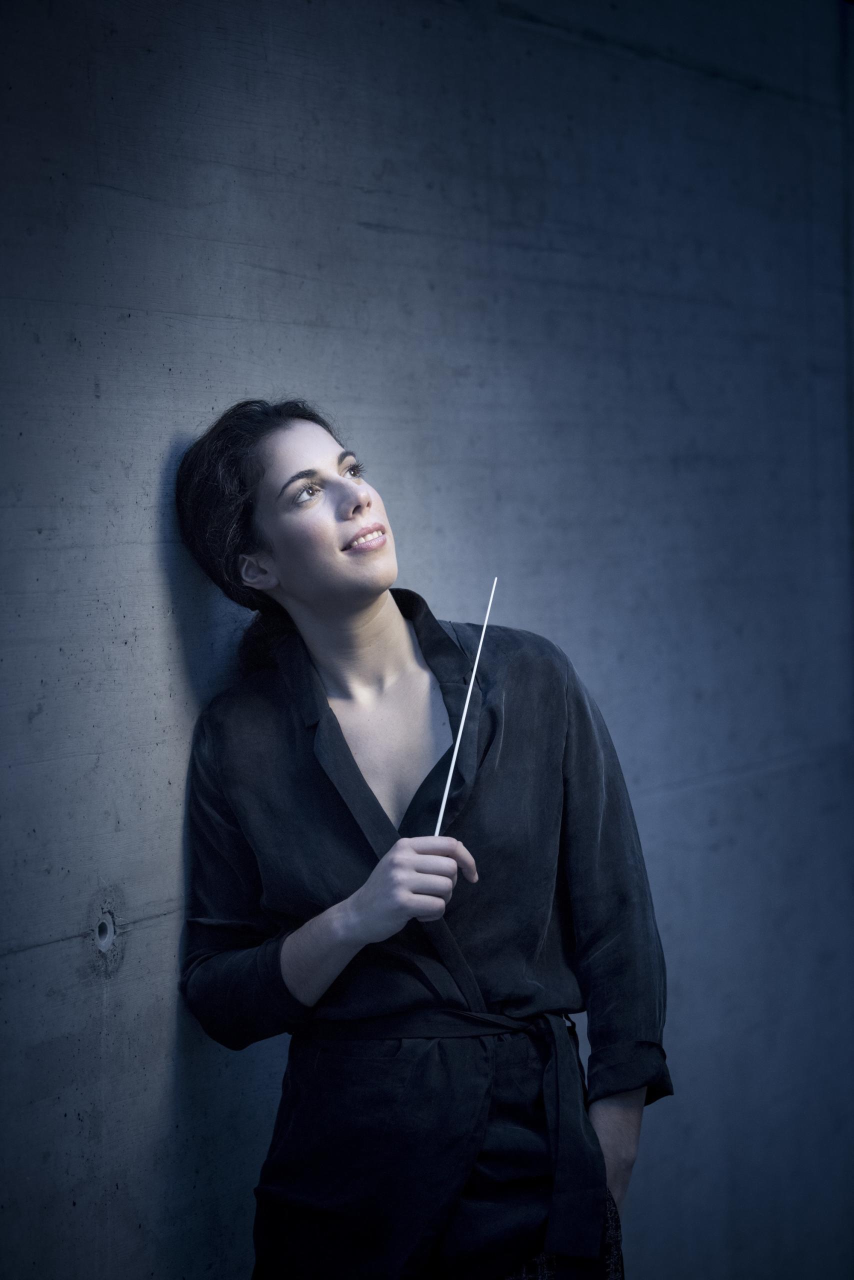 Porträt der Dirigentin Marie Jacquot