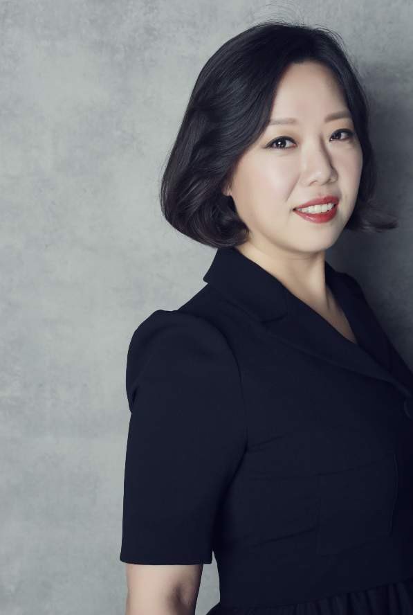 Porträt der Pianistin Mijung Shin.